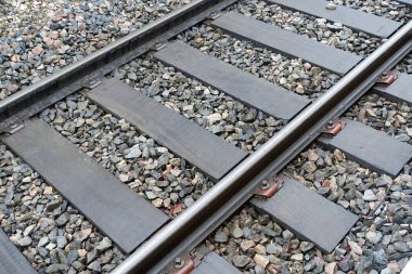 Demiryolu rayları. Tren ve ulaşım. Fransa.