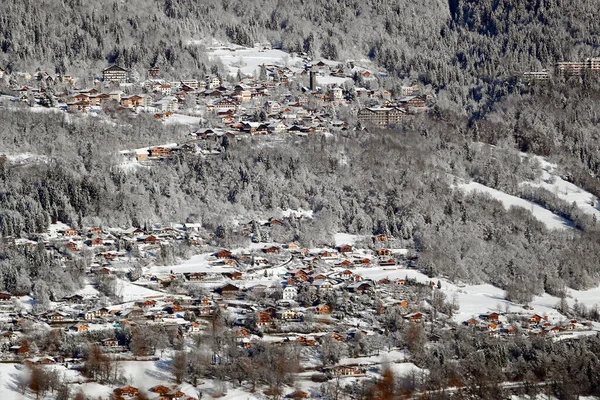 프랑스 알프스 겨울에는 — 스톡 사진