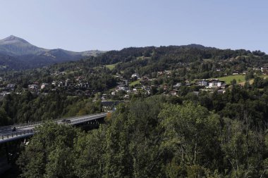 Saint Gervais les Bains 'deki Mont Blanc köprüsü. 
