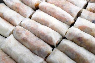 Asya mutfağı. Otantik Vietnam börekleri (Nem Ran Hay Cha Gio). 