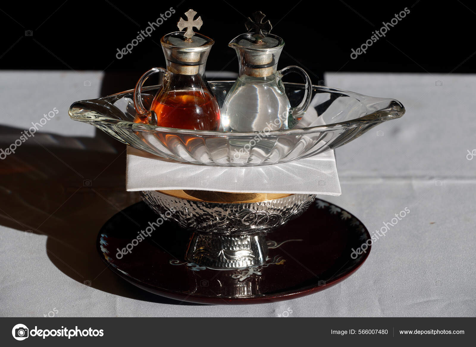 Hai Son Catholic Church Eucharist Table Liturgical Items Pair Cruets