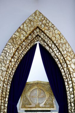 Bai Dau Kilisesi. Tapınak.