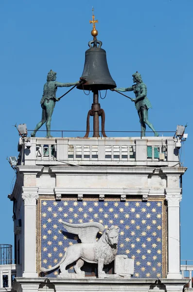 Statue Mark Lion Clock Tower Mark Square Venice Italy — Stock Fotó