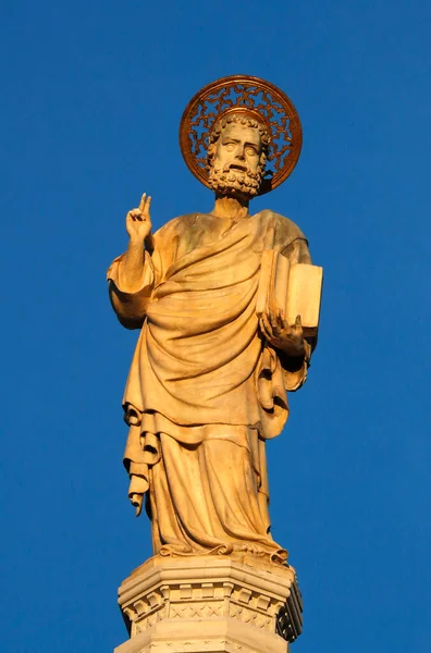 Basilica San Marco Statue Mark Patron Venice Surrounded Angels Venice — Stok fotoğraf
