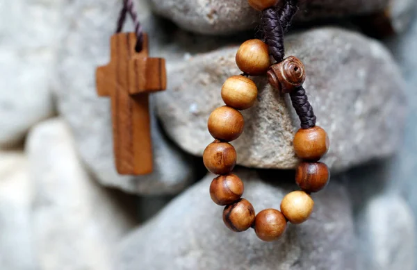 Catholic Rosary Rocks Symbol Church — Stockfoto