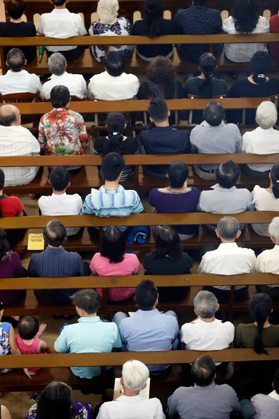 Gia Dinh Kilisesi. Kutsal hafta. Katolik ayini. İyi cumalar. Ho Chi Minh Şehri. Vietnam. 