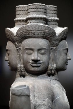 Asya Medeniyetler Müzesi. Angkor. Kamboçya 'nın kutsal şehrini keşfediyorum. Brahma. Kamboçya, 10. yüzyılın ortalarında. Kum taşı. Singapur. 