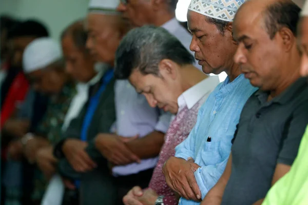Green Mosque Muslims Praying Salat Singapore — Stok Foto