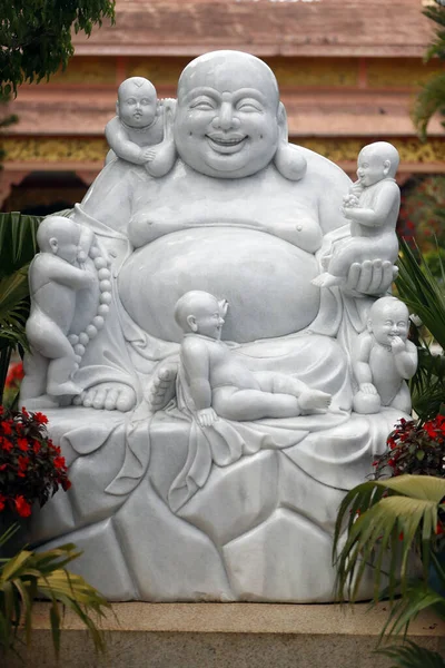 汉禅佛教寺院 幸福的佛像 祝好运和好运 弥勒佛 达拉特 — 图库照片