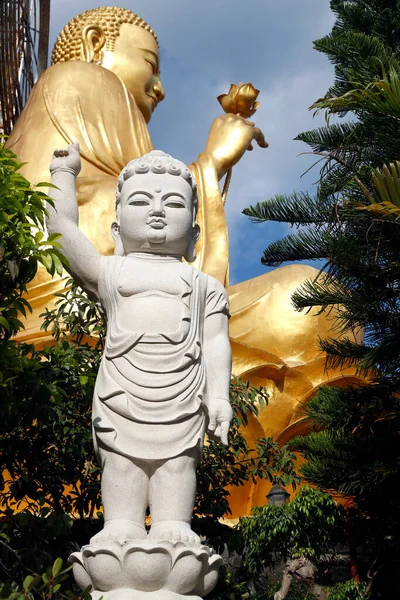 Van Hanh Zen Buddhistický Klášter Siddhartha Gautama Buddha Jako Dítě — Stock fotografie
