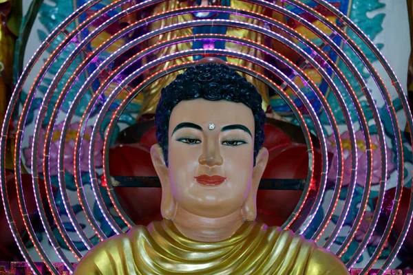 Huynh Dao Buddhist Pagoda Buddha Statue Chau Doc Vietnam — Stockfoto