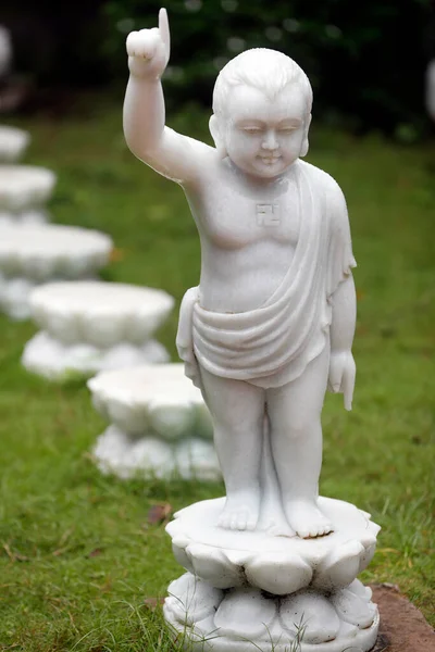 Truc Lam Phuong Nam Buddhist Temple Life Buddha Siddhartha Gautama — Stockfoto