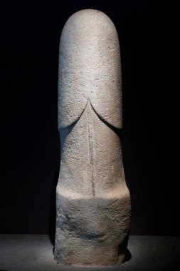 Vietnam Tarihi Müzesi. Shiva Linga. 7nci yüzyıl. Kum taşı. Ho Chi Minh Şehri. Vietnam. 