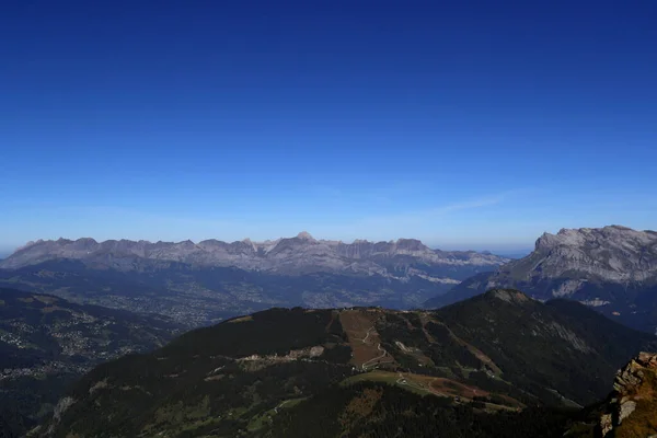 Krajobraz Alp Francuskich Lecie Aravis Góry Fiz Francja — Zdjęcie stockowe