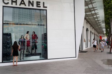 1. Bölge. Le Loi caddesindeki lüks Chanel butiği. Ho Chi Minh Şehri. Vietnam. 