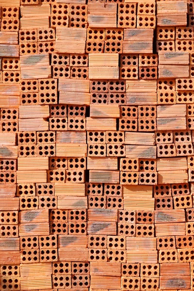 Ev tuğlaları. İnşaat alanı. Dalat. Vietnam. 