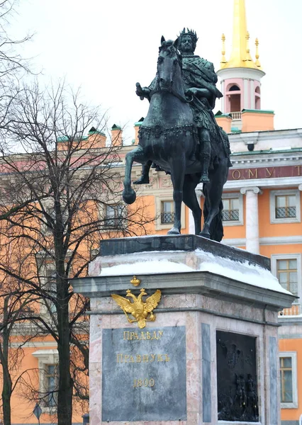 Monument Empereur Russie Pierre Grand Rue Klenovaya Saint Pétersbourg Russie — Photo