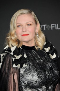Kirsten Dunst, 10. Geleneksel LACMA ART + FILM GALA Sunar: Gucci tarafından Los Angeles, ABD 'de 6 Kasım 2021 tarihinde LACMA' da gerçekleştirildi..