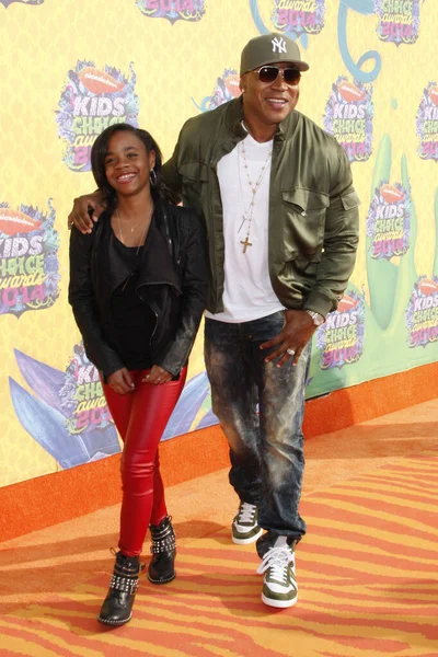 Cool Tijdens 27Th Jaarlijkse Kids Choice Awards Van Nickelodeon Gehouden — Stockfoto