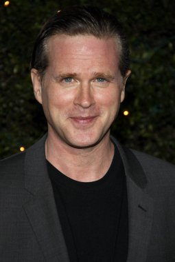 Cary Elwes, 11 Ocak 2011 'de Regency Village Theater' da düzenlenen 'No Strings Attached' in Los Angeles galasında.