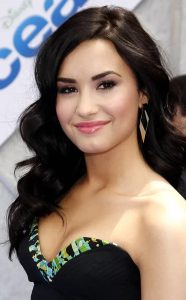 Demi Lovato Los Angeles Premiär Oceans Som Hölls Capitan Theater — Stockfoto