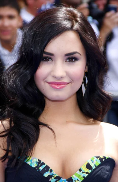 Demi Lovato Los Angeles Oceans Premierjén Melyet Hollywoodi Capitan Színházban — Stock Fotó