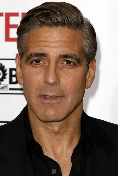 George Clooney Alla Premiere Ocean Thirteen Tenutasi Grauman Chinese Theatre — Foto Stock