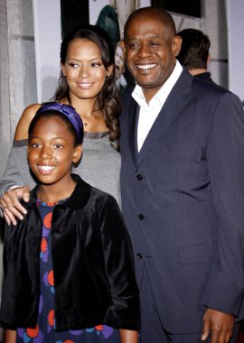 HOLYWOOD, CA - NOVEMBER 09, 2009: 9 Kasım 2009 'da ABD' nin Hollywood kentindeki El Capitan Tiyatrosu 'nda düzenlenen' Old Dogs 'un dünya prömiyerinde Forest Whitaker.