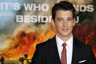 Miles Teller, 8 Ekim 2017 'de ABD' nin Westwood kentindeki Regency Village Theatre 'da düzenlenen 