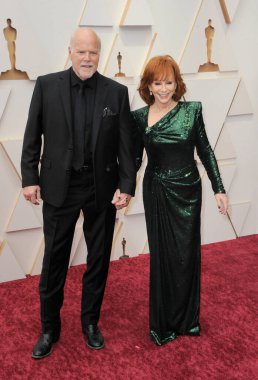Rex Linn ve Reba McEntire, 27 Mart 2022 'de ABD' nin Los Angeles kentindeki Dolby Tiyatrosu 'nda düzenlenen 94..