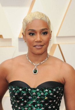 Tiffany Haddish, 27 Mart 2022 'de ABD' nin Los Angeles kentindeki Dolby Tiyatrosu 'nda düzenlenen 94..