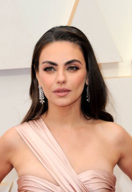 Mila Kunis, 27 Mart 2022 'de ABD' nin Los Angeles kentindeki Dolby Tiyatrosu 'nda düzenlenen 94..
