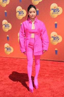 Lana Condor, 6 Haziran 2022 'de Santa Monica, ABD' deki Barker Hangar 'da düzenlenen MTV Film ve Televizyon Ödülleri' nde yer aldı..