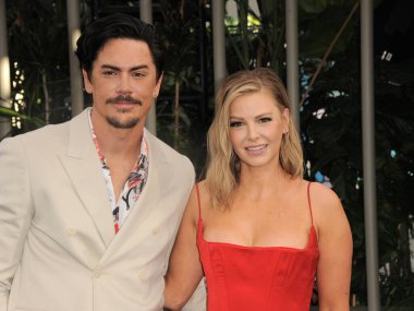 Tom Sandoval ve Ariana Madix, 6 Haziran 2022 'de ABD' nin Hollywood kentindeki TCL Çin Tiyatrosu 'nda düzenlenen' Jurassic World Dominion 'galasında.