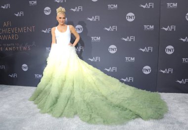 Gwen Stefani, 9 Haziran 2022 'de ABD' nin Hollywood kentindeki Dolby Tiyatrosu 'nda düzenlenen 48. AFI Yaşam Boyu Başarı Ödülü' nde Julie Andrews onurlandırıldı..