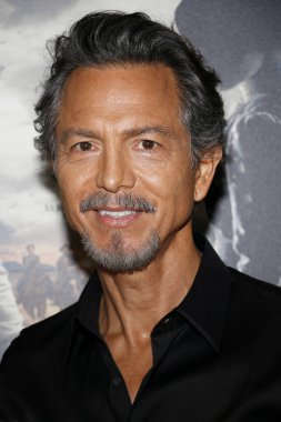 Benjamin Bratt, 28 Eylül 2022 'de Hollywood' daki DGA Tiyatrosu 'nda düzenlenen' Dead For A Dollar 'ın Los Angeles galasında.