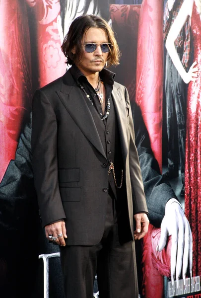 Aktor Johnny Depp Premierze Dark Shadows Teatrze Chińskim Graumana Hollywood — Zdjęcie stockowe
