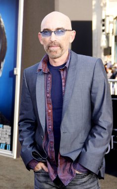 Aktör Jackie Earle Haley, 7 Mayıs 2012 'de Hollywood, ABD' deki Grauman 'ın Çin Tiyatrosu' nda düzenlenen Dark Shadows 'un Los Angeles galasında.
