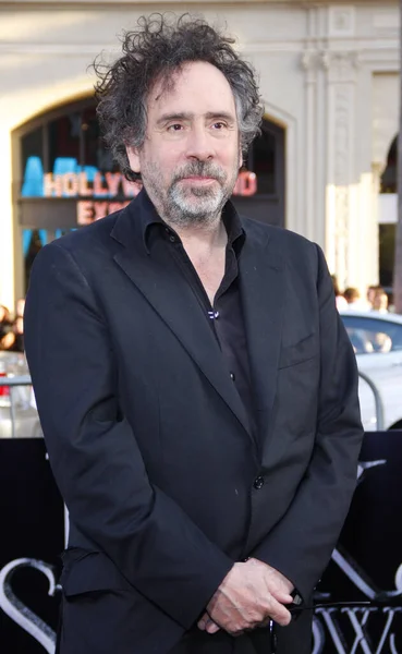 2012年5月7日 アメリカ ハリウッドのグラマン チャイニーズ シアターで開催された ダーク シャドウズ のロサンゼルス初演時のティム バートン監督 — ストック写真