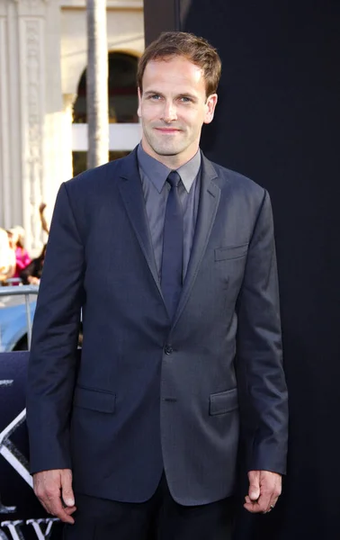 2012年5月7日 在美国好莱坞格劳曼中国剧院举行的洛杉矶 黑暗阴影 首映式上 演员Jonny Lee Miller出席了首映式 — 图库照片