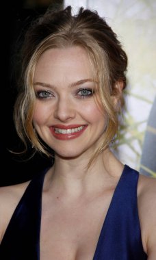 Aktris Amanda Seyfried, 1 Şubat 2010 'da ABD' nin Hollywood kentindeki Grauman 'ın Çin Tiyatrosu' nda düzenlenen 'Sevgili John' filminin Los Angeles galasında.
