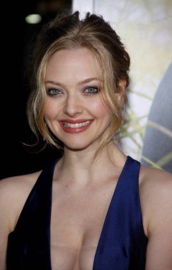 Aktris Amanda Seyfried, 1 Şubat 2010 'da ABD' nin Hollywood kentindeki Grauman 'ın Çin Tiyatrosu' nda düzenlenen 'Sevgili John' filminin Los Angeles galasında.