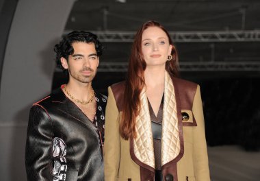 Joe Jonas ve Sophie Turner