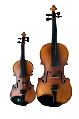 Mavi arka planda iki keman izole edilmiş.