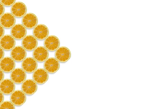 Pomarańcze Połówkowe Citrus Sinensis Ułożone Kształcie Trójkąta Przestrzenią Kopiowania — Zdjęcie stockowe