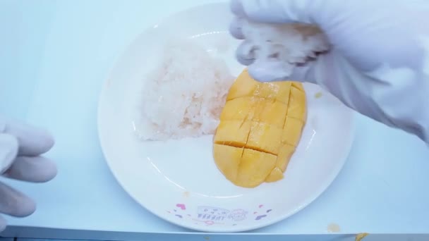 Footage Full 1080P Mango Sticky Rice Thai Food Popular Eat — Stok Video