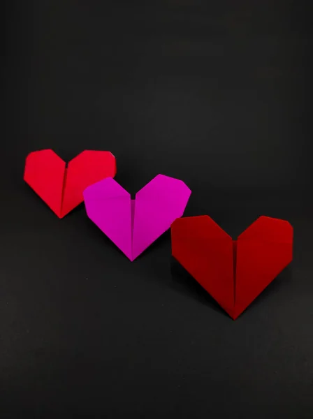 Foto Corazón Origami Colores Variados Para Día San Valentín Aislado — Foto de Stock