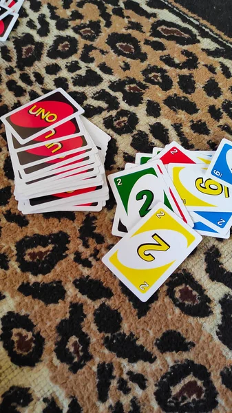 Uno Cards Scattered Brown Carpet Focus — Stock Photo, Image