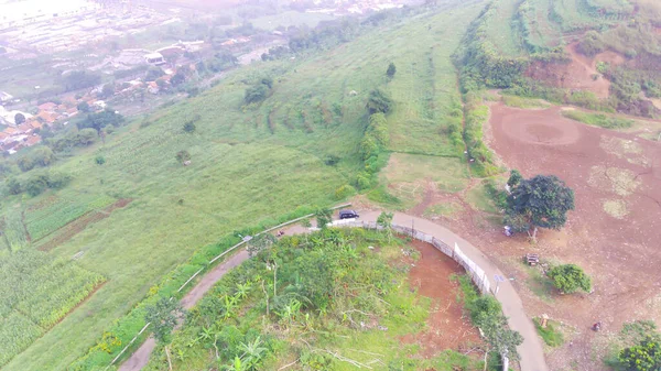 Vista Aérea Curva Afiada Estrada Torno Colina Área Cicalengka Indonésia — Fotografia de Stock