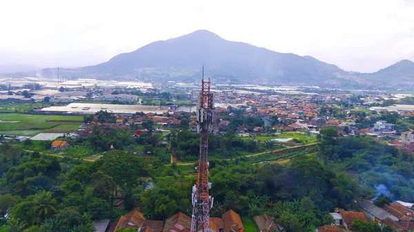 Аннотация Defocused Aerial Photography Signal Tower Majalaya Indonesia Focus — стоковое фото